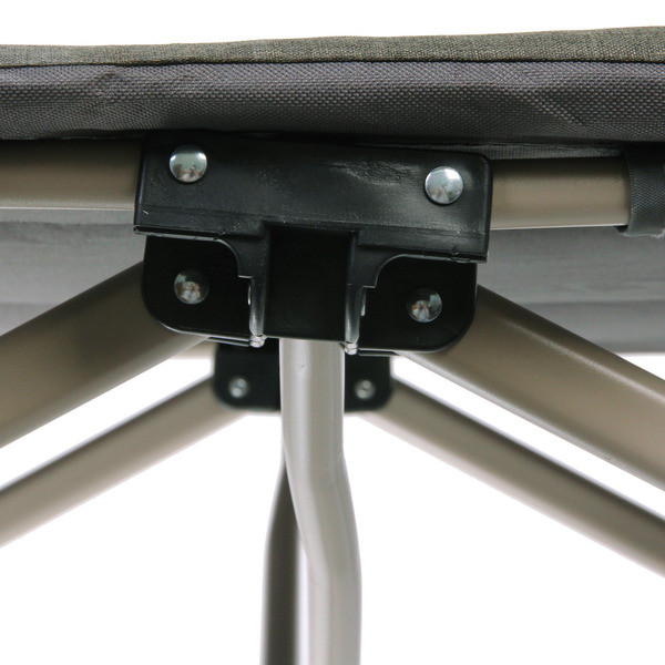 Раскладушка кемпинговая складная 188*66*41 см, мох